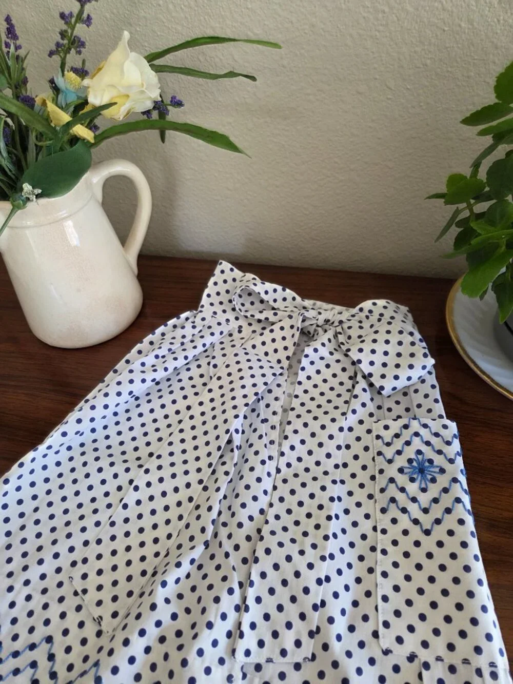 Vintage Style Handmade Polka Dot Apron Embroidered Cottage Farmhouse Kitchen